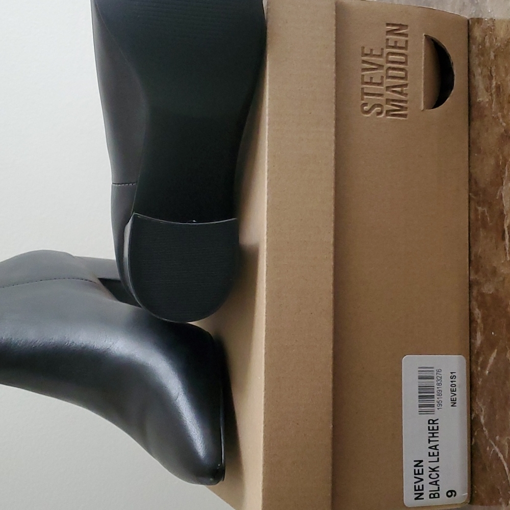 Steve Madden Black Ankle Boots, 9M